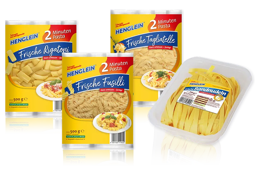 Bildkomposition aus den Produktverpackungen Frische Tagliatelle, Rigatoni, Fusilli und Bandnudeln von HENGLEIN